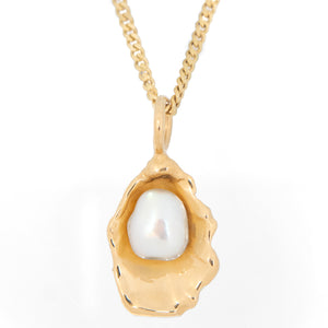 Oyster with Keshi Pearl