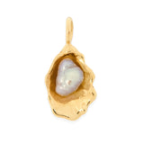 Oyster with Keshi Pearl